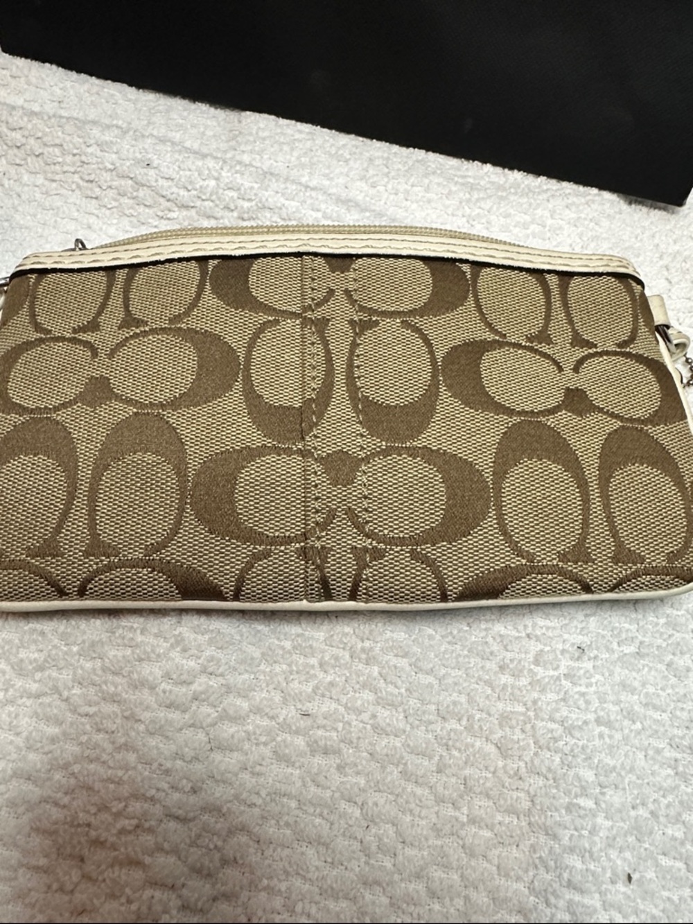 Coach Tan Signature Canvas Wristlet with Navy and Cream Accents - Picture 8 of 9
